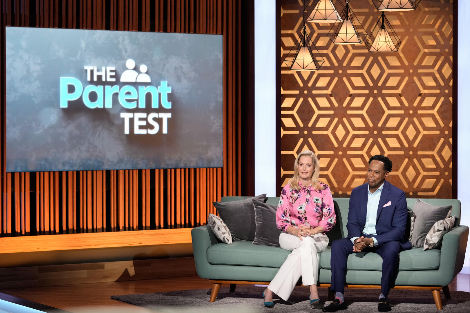 THE PARENT TEST - “Bubble Wrapped Children” – Strict, High Achievement, Free Range and Negotiation parents remain in the hot seat and brave the Opposite Day and What’s for Dinner challenges. The families also weigh in on the hot button topic of spanking on an all-new episode of “The Parent Test,” THURSDAY, JAN. 19 (9:00-10:00 p.m. EST), on ABC. (ABC/James Clark)
ALI WENTWORTH, DR. ADOLPH BROWN